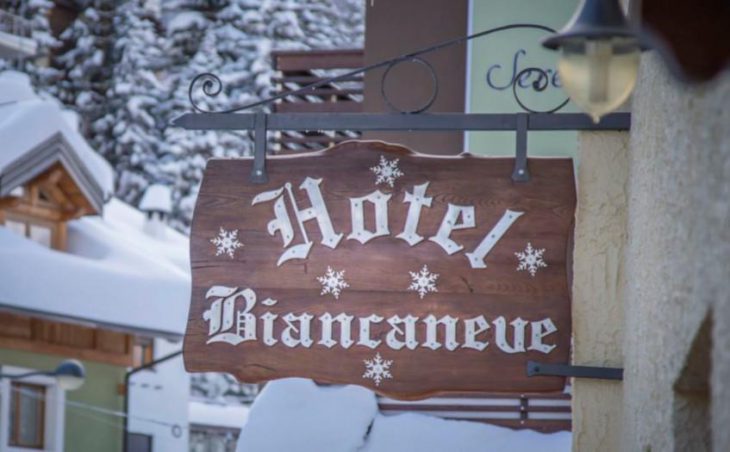 Hotel Biancaneve, Sauze d'Oulx, Sign